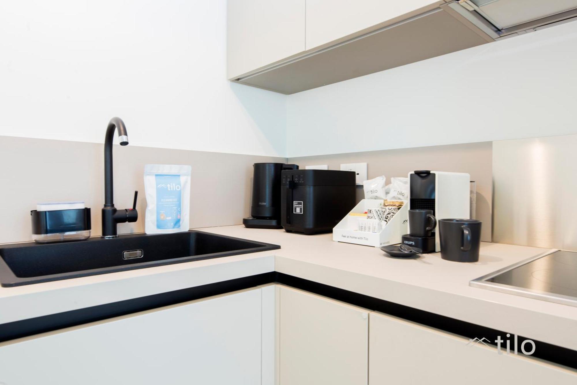 Waterfront Luxury Studio, Free Parking, Ac, Netflix & Wifi By Tilo Lux Génova