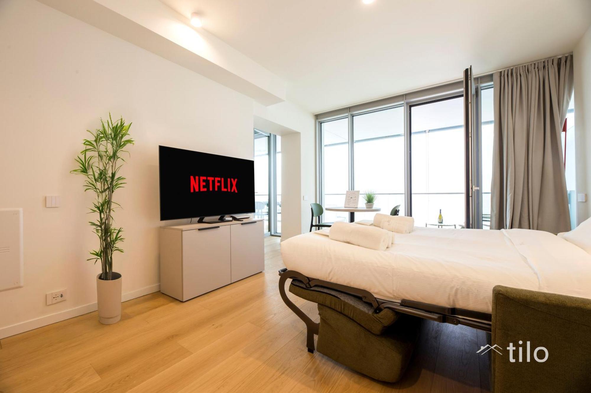 Waterfront Luxury Studio, Free Parking, Ac, Netflix & Wifi By Tilo Lux Appartamento