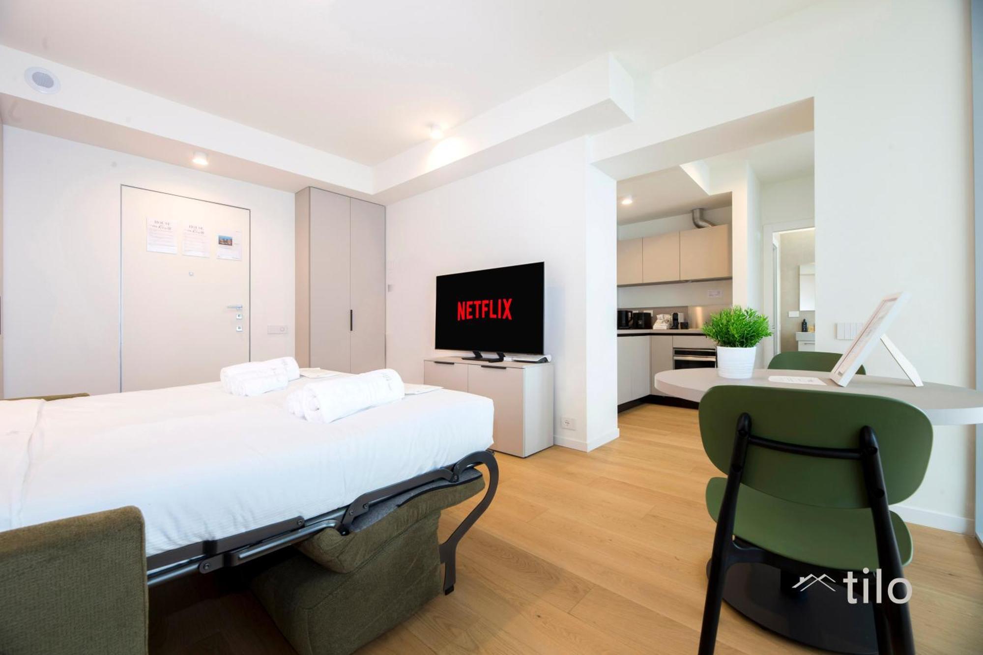 Waterfront Luxury Studio, Free Parking, Ac, Netflix & Wifi By Tilo Lux Appartamento *
